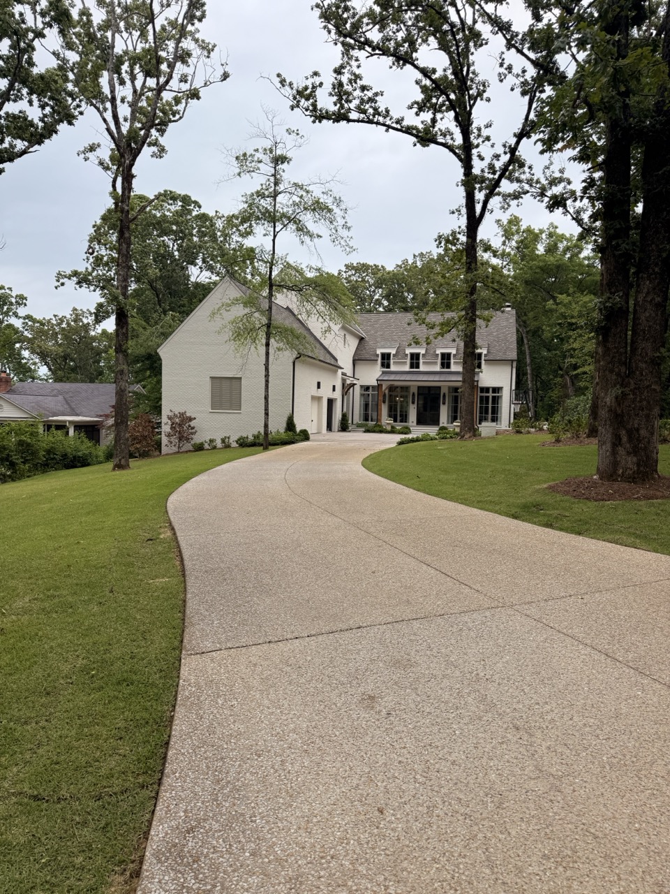 Reliable Lawn Care near Ole Miss campus in University, MS